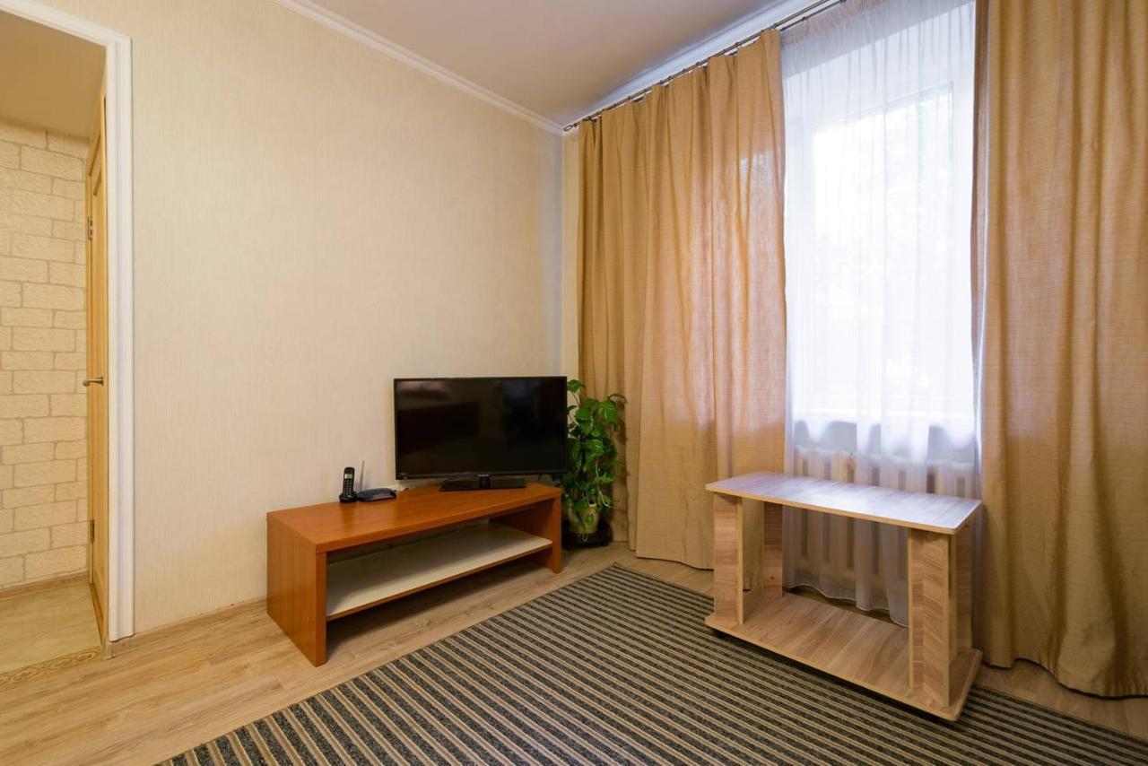 Nadezhda Apartment On Nauryzbay Batyra 37/1 Алма Ата Екстериор снимка